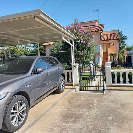 Apartment Vesna Πόρετς Εξωτερικό φωτογραφία