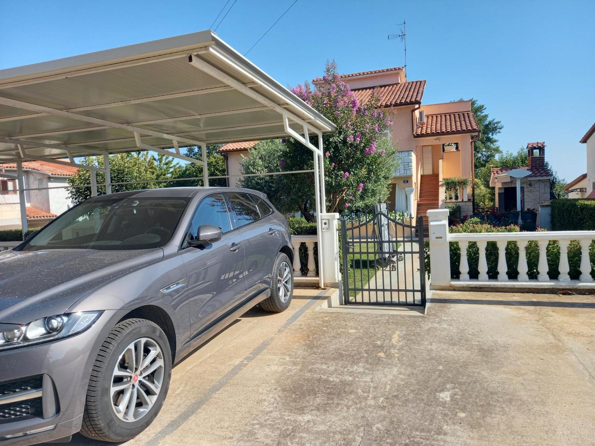Apartment Vesna Πόρετς Εξωτερικό φωτογραφία