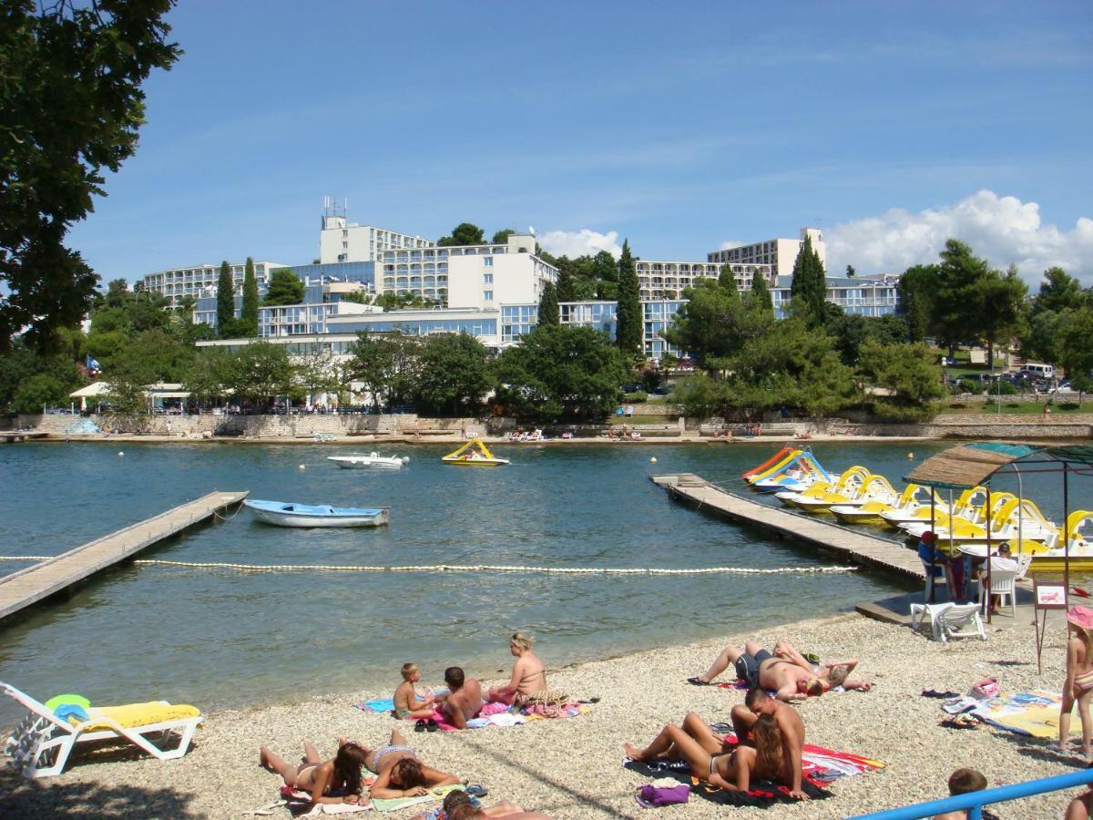 Apartment Vesna Πόρετς Εξωτερικό φωτογραφία