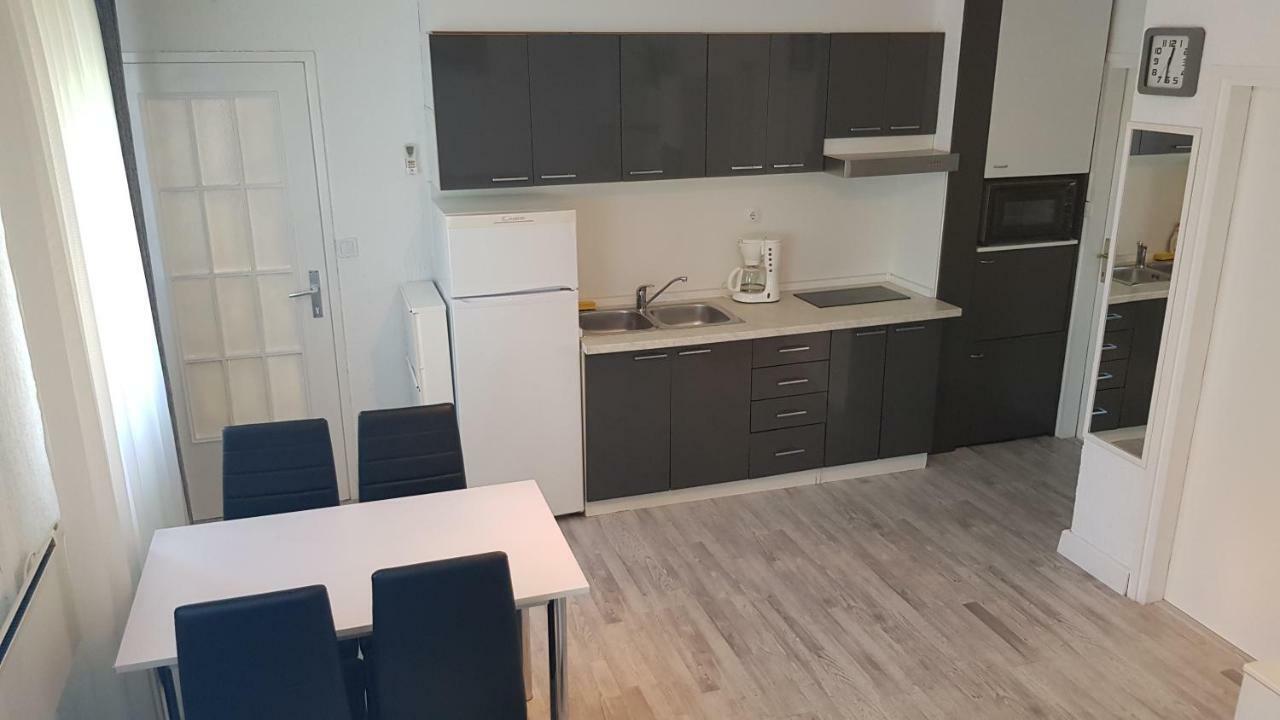 Apartment Vesna Πόρετς Εξωτερικό φωτογραφία