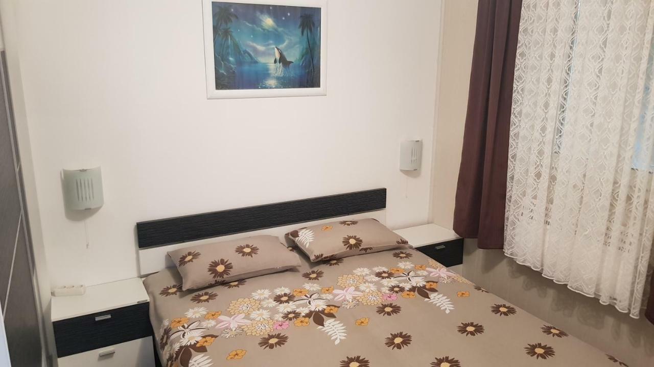 Apartment Vesna Πόρετς Εξωτερικό φωτογραφία